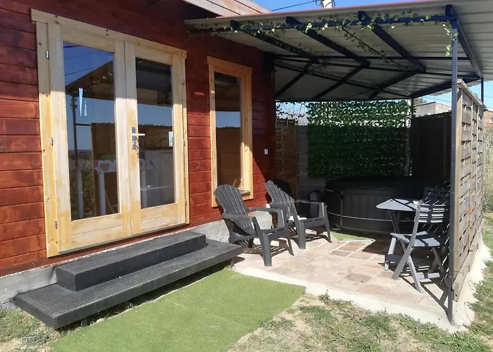 Charmant Chalet Pour 2 Personnes Spa Prive